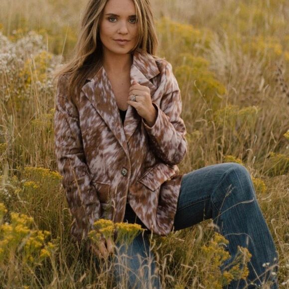 Rustic Chic: Cow Print Blazer - Western Faux Hide Casual Jacket New - Picture 7 of 10